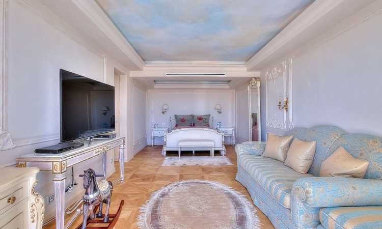 Gallery Cannes doorstep villa 29m 20